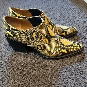 Authentic Chloe Yellow Snakeskin Boots - SZ EU 42